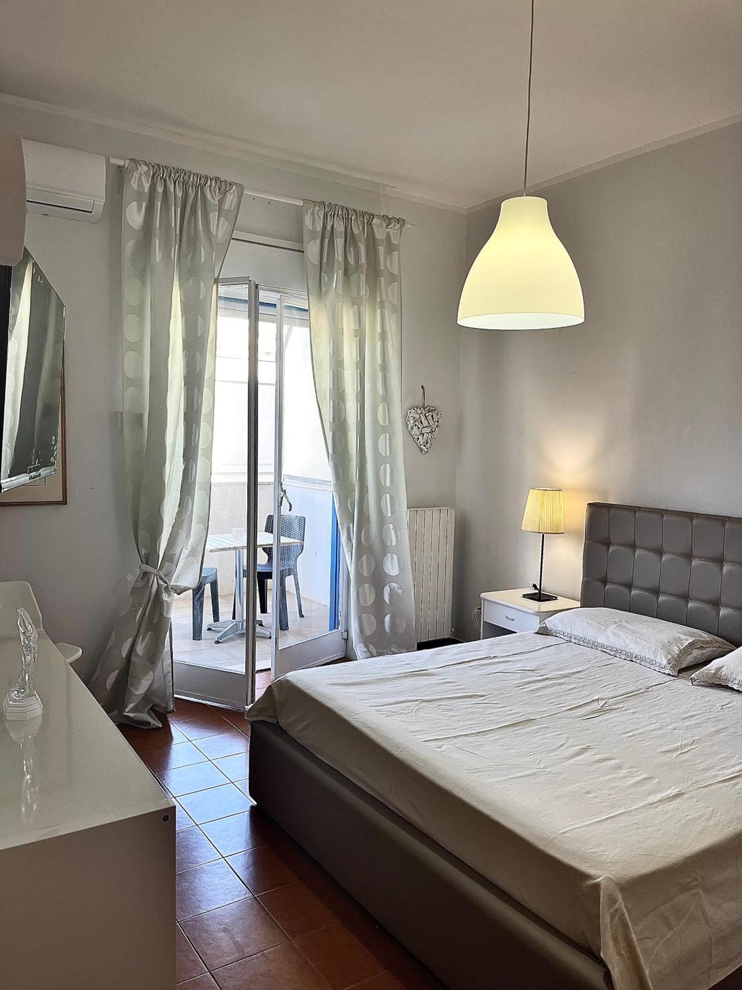 Puglia Low-Cost, Holiday Home บรินดิซิ ภายนอก รูปภาพ