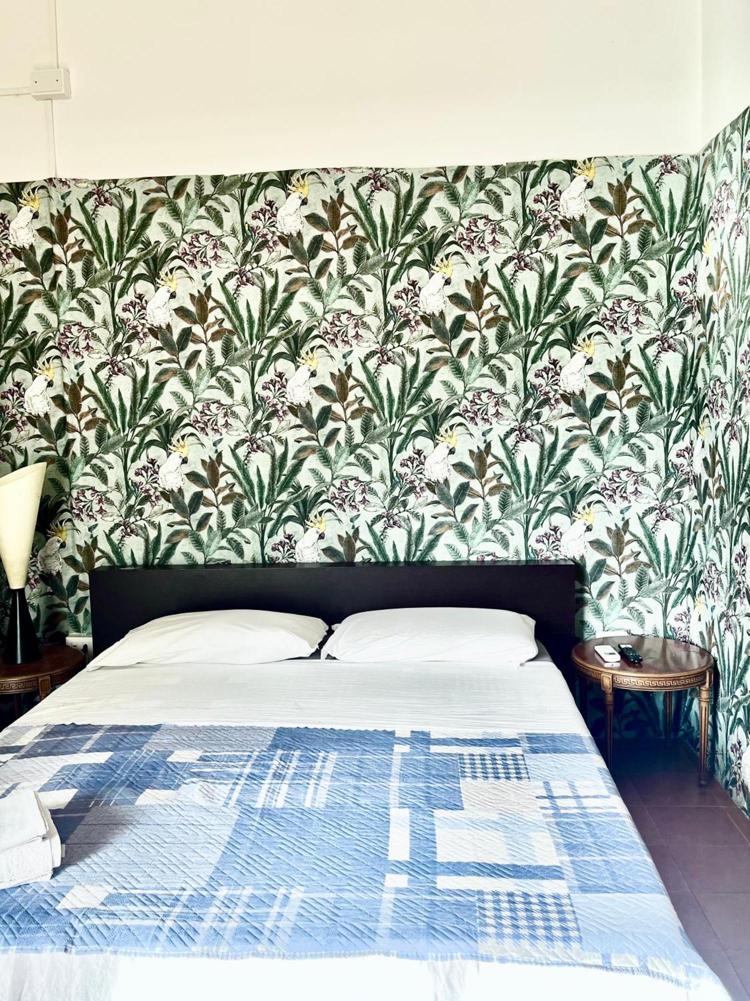 Puglia Low-Cost, Holiday Home บรินดิซิ ภายนอก รูปภาพ
